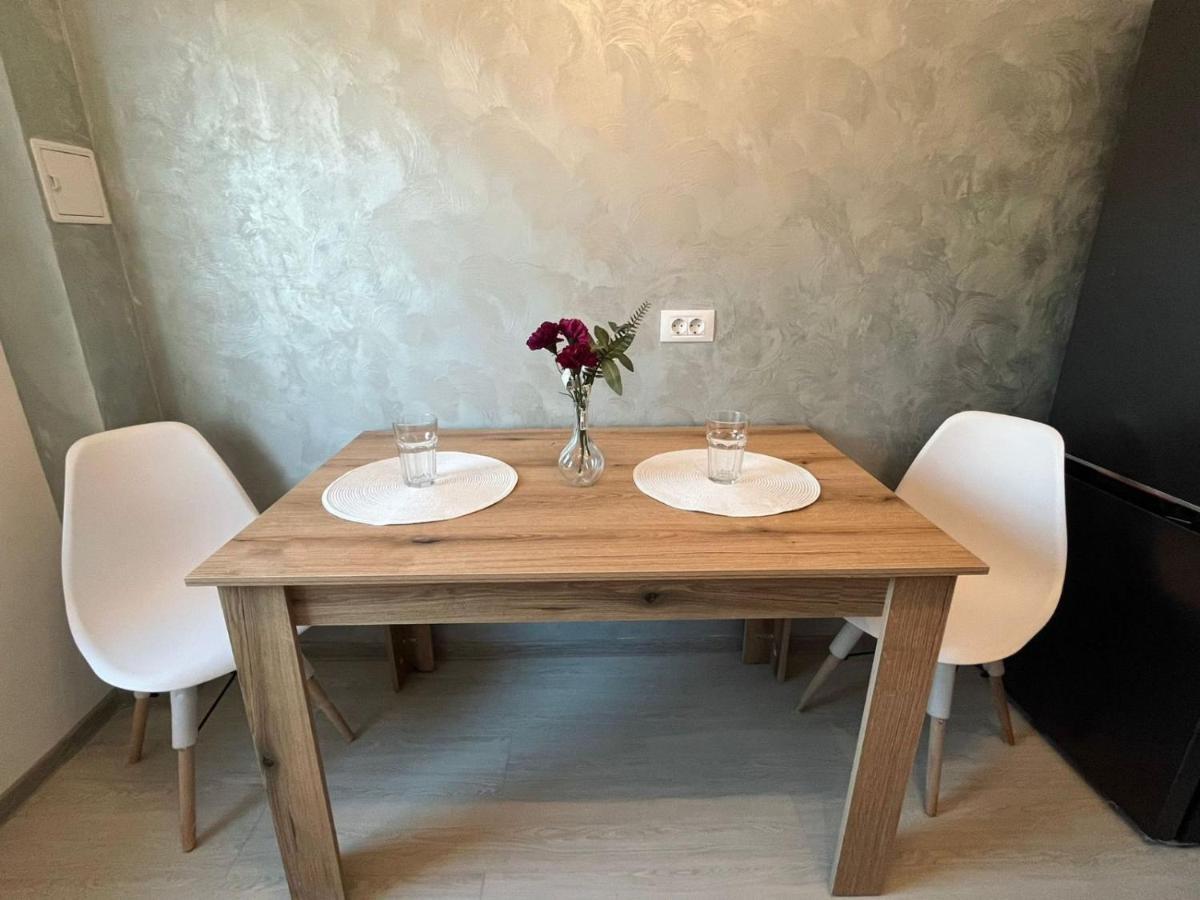 Superb Apartment 35 Voucere Vacanta Zero74Unu236Optsute Jászvásár Kültér fotó