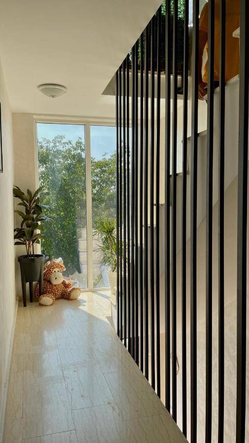 Superb Apartment 35 Voucere Vacanta Zero74Unu236Optsute Jászvásár Kültér fotó